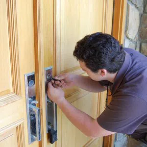 Super Locksmith Service Willow Springs, IL 708-272-3830 - house-locksmith